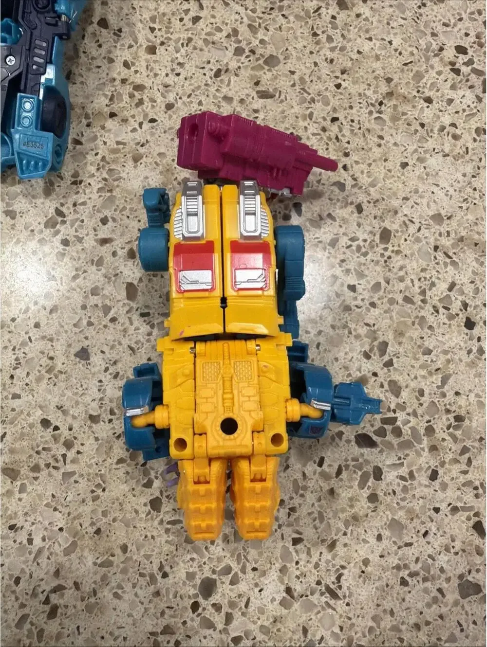 Transformers Action Figure Lot  Mixed